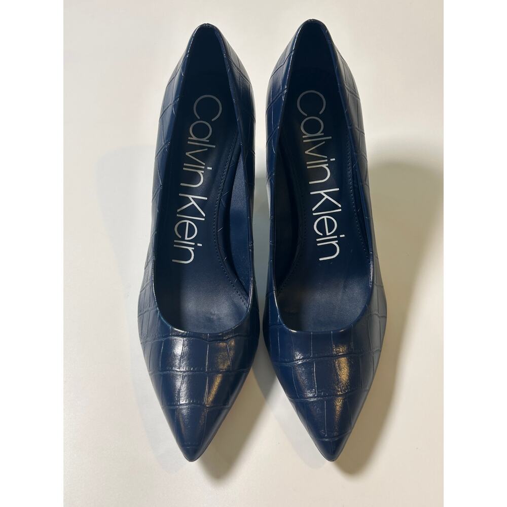 Calvin Klein Navy Blue Croc Pump NWOT 90s Minimalist Carolyn Bessette Style 9.5